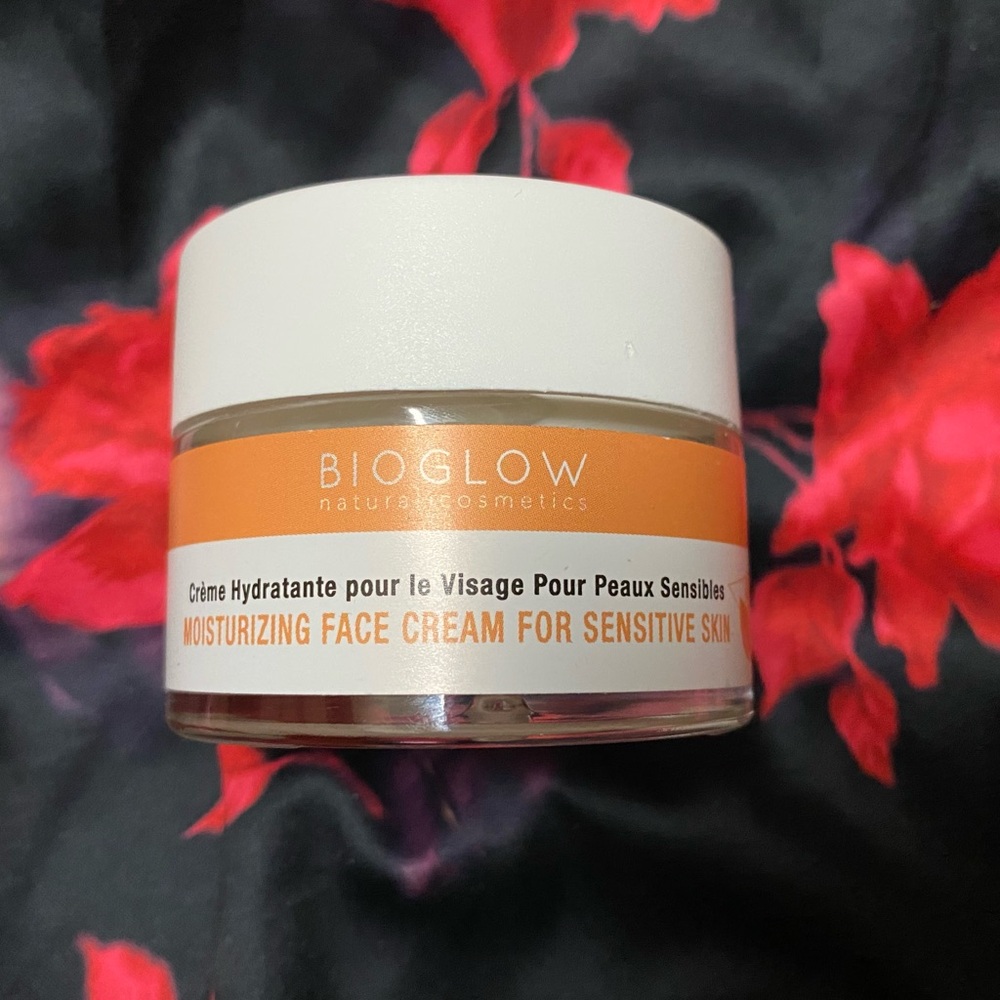 🔥🔥 HOT DEAL 🔥🔥New Bioglow Natural Cosmetics Moisturizing Sensitive Face Cream